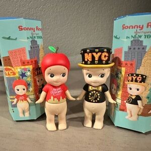 Authentic Sonny Angel in New York Collection Rare Exclusive Blind Box.